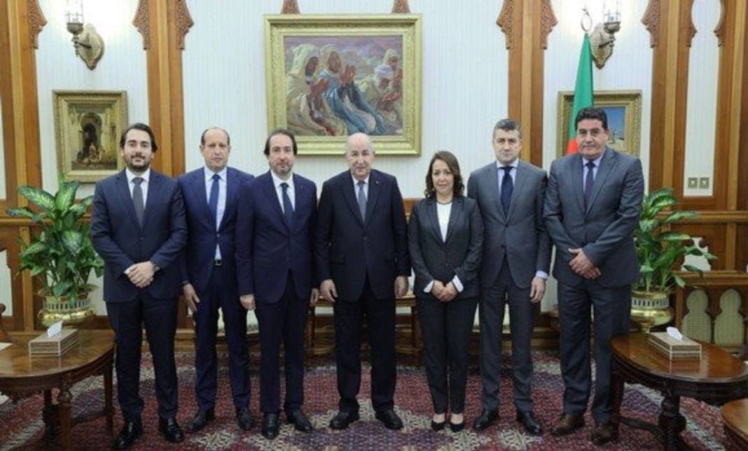 Tebboune reçoit une délégation du CREA, le syndicat des patrons algériens