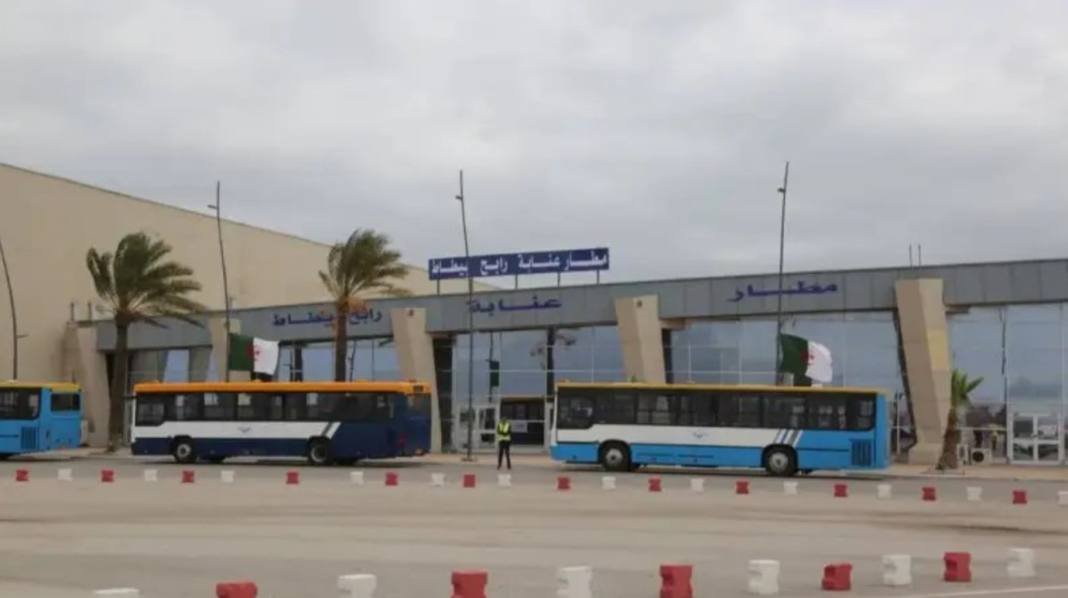 Aéroport Rabah Bitat d'Annaba Le directeur de l’aéroport Rabah-Bitat d’Annaba suspendu