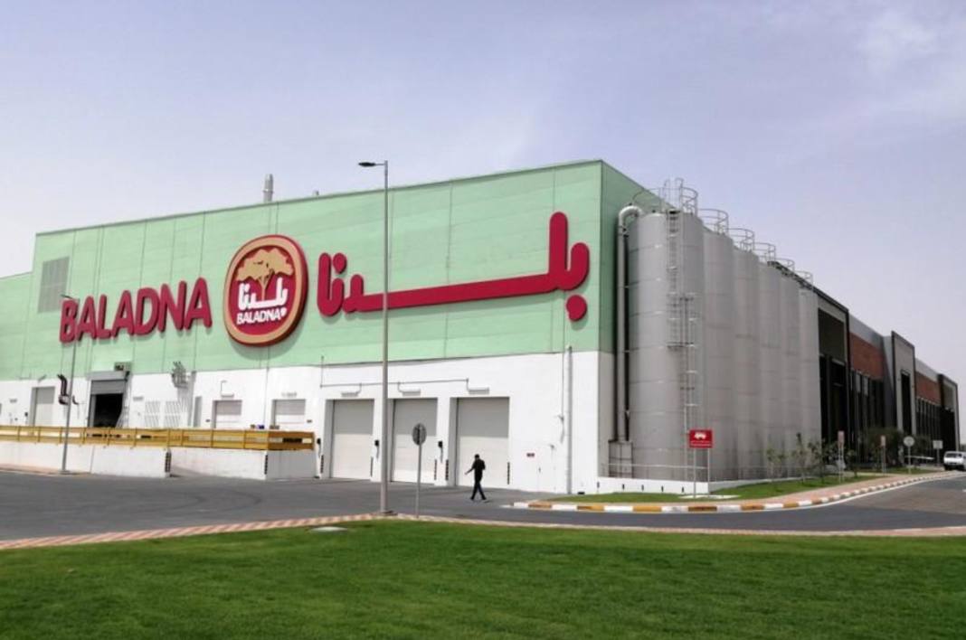 Baladna du Qatar va installer une ferme de lait en poudre en Algérie