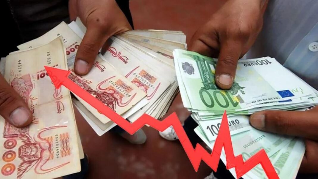 Les prix de l'euro et du dollar s'envolent au Square Port-Saïd