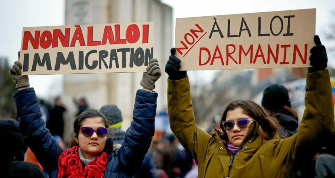 loi immigration décrets application Loi immigration : les décrets d'application publiés in extremis