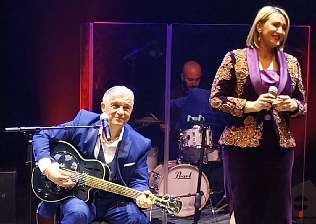 Hauts-de-Seine : Manal Gherbi et Hamidou célèbrent Yennayer en musique à Courbevoie