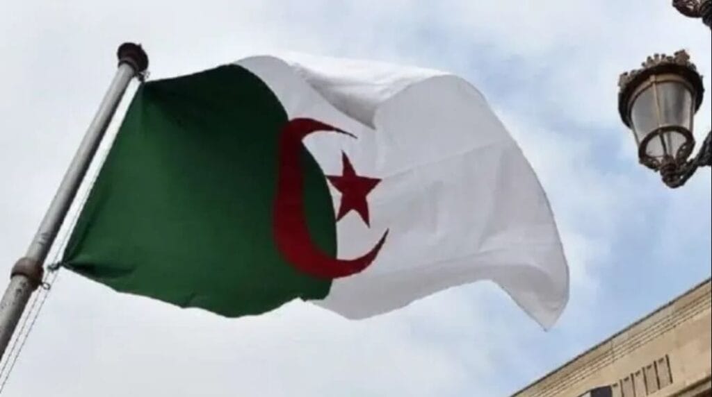 Algérie pays arabes attaques militaires iraniennes