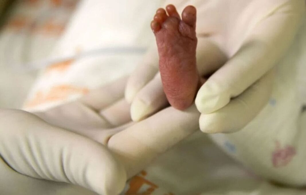 mère congelé deux bébés