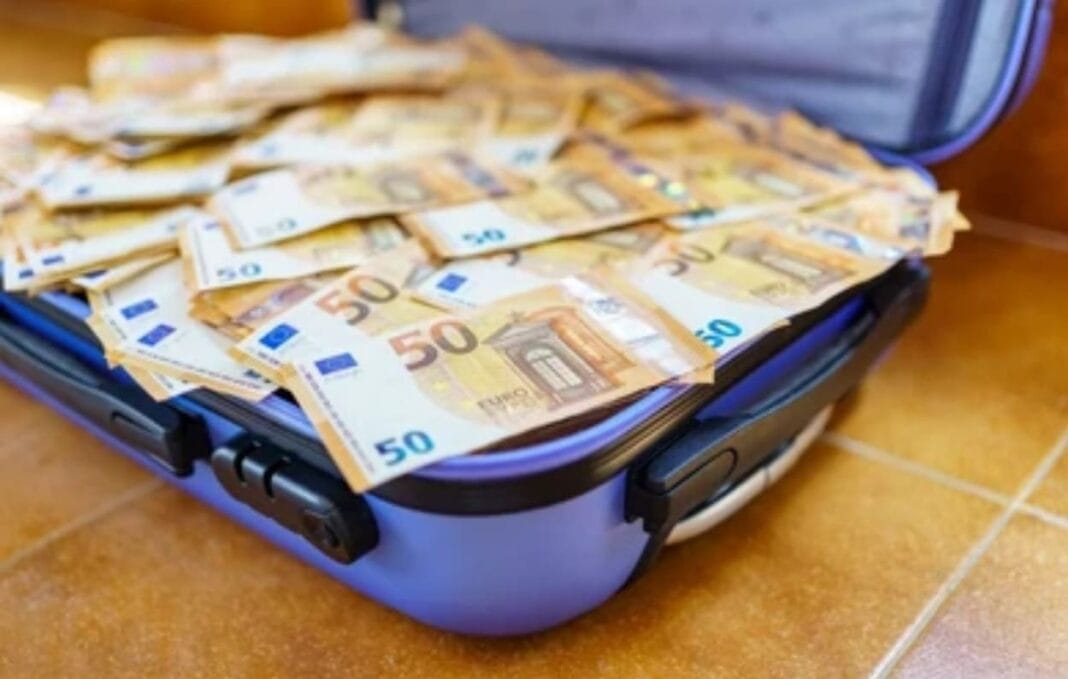 euros aéroport d’Alger député